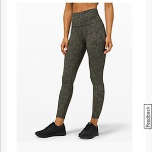 Lululemon Wunder Under Tight 25 (Size 2)